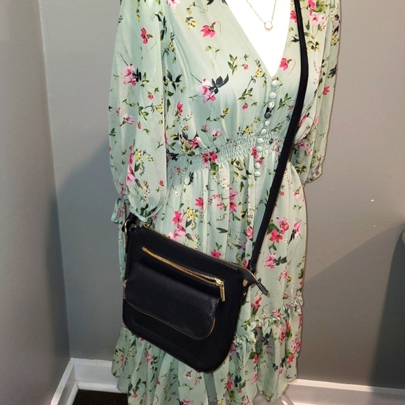 a new day Handbags - Black crossbody bag with lots of pockets (NWOT)